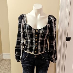 American Eagle black and white plaid top size Large